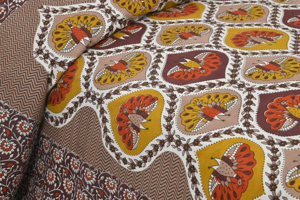 Yellow_Cotton_Rajwada_Shringar_Double_Bedsheet_With_Pillow_Cover_100_X_108_Cm